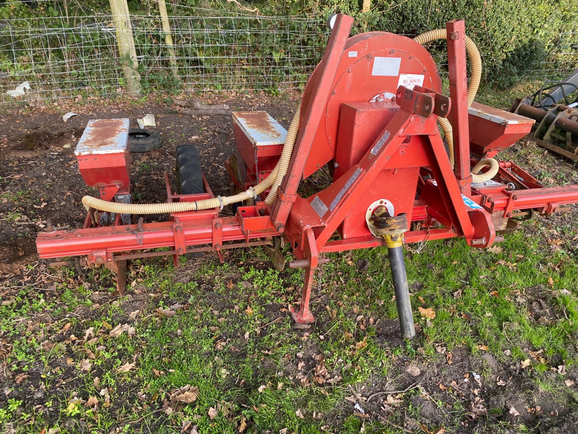 Accord maze drill. Stored near Goring Heath, Reading. No VAT on this lot.