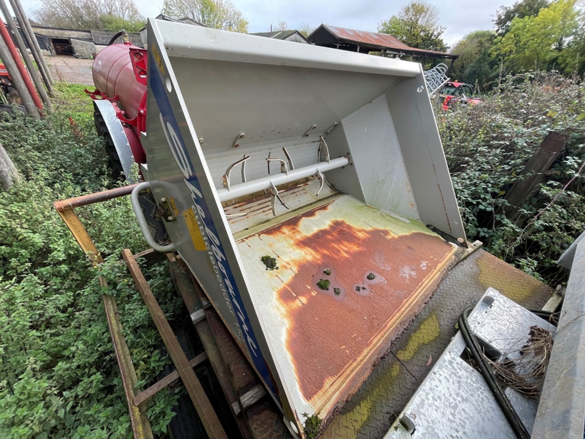 Shelbourne Cubiclebedder 150 - Year 2015 - on farm from new. Stored near Badingham, Suffolk. - Image 3 of 7