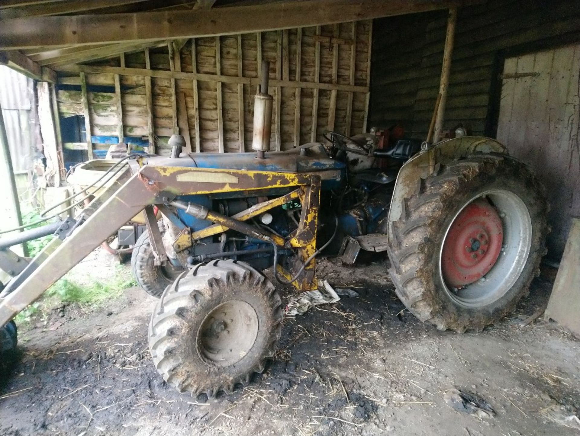 Ford 4000 Major 2wd tractor S/n C5 NN 7006 - B c/w front end loader, 4841 hrs. - Image 2 of 3