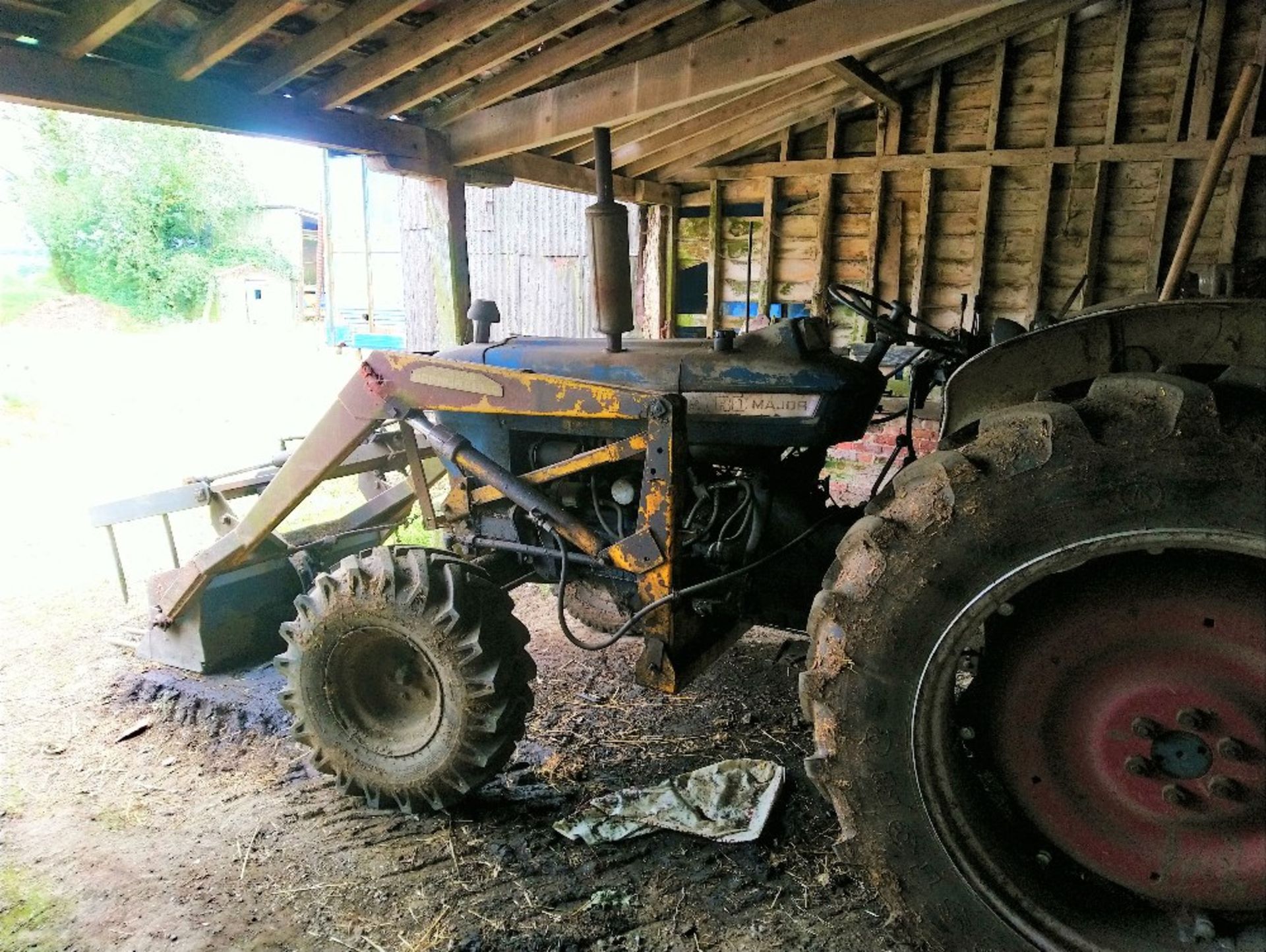 Ford 4000 Major 2wd tractor S/n C5 NN 7006 - B c/w front end loader, 4841 hrs.