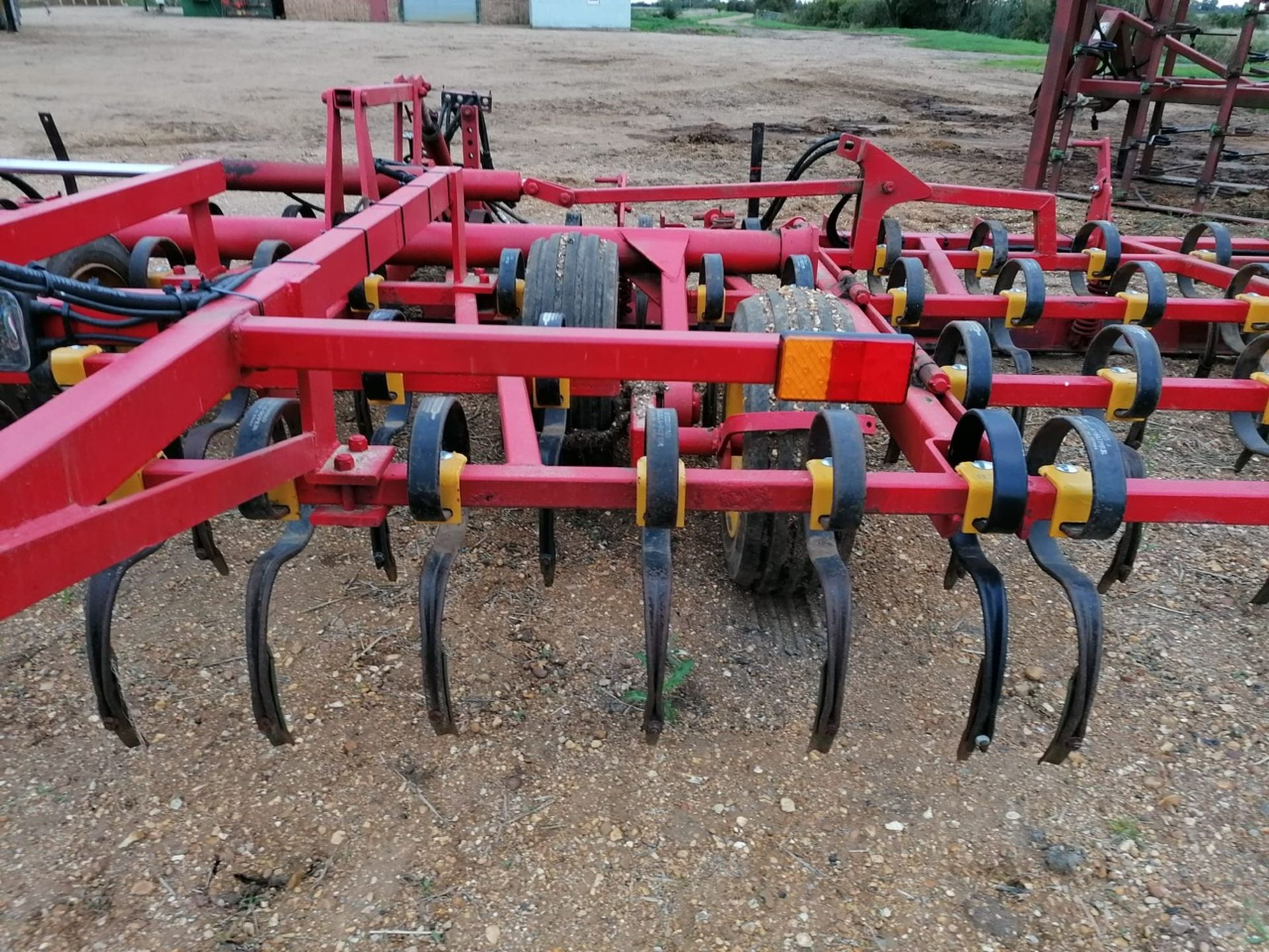 6m spring tine. Bamlet (pre vaderstad). - Image 3 of 5