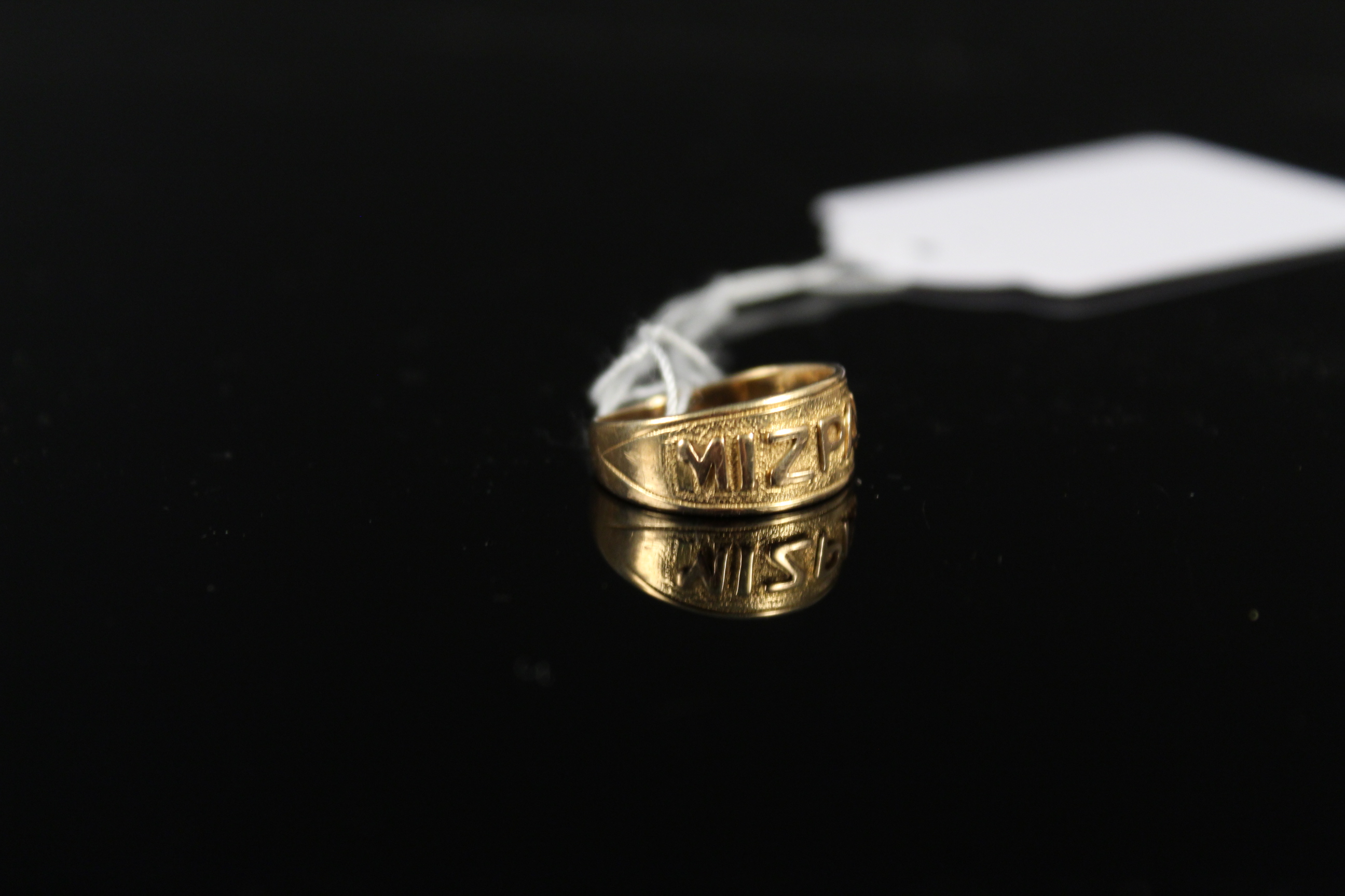 An 18ct gold mizpah ring, size J, weight approx 3. - Image 3 of 3