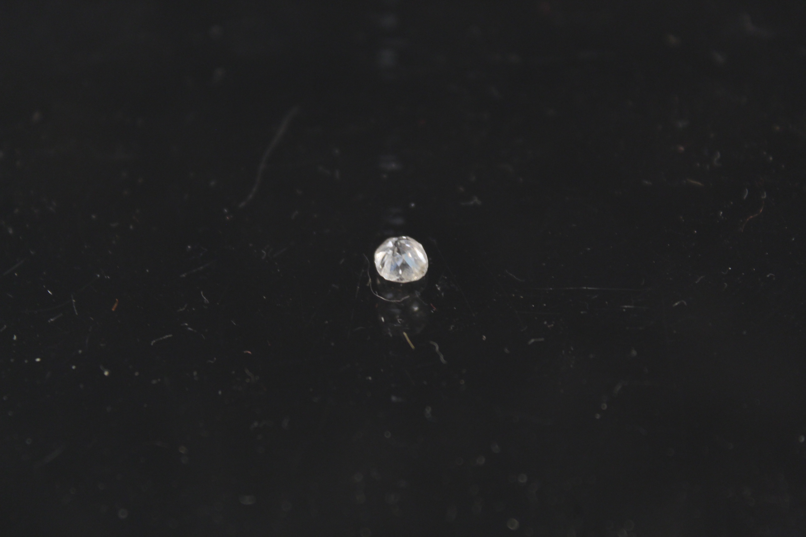 A loose cushion cut diamond, approx 0. - Image 3 of 3