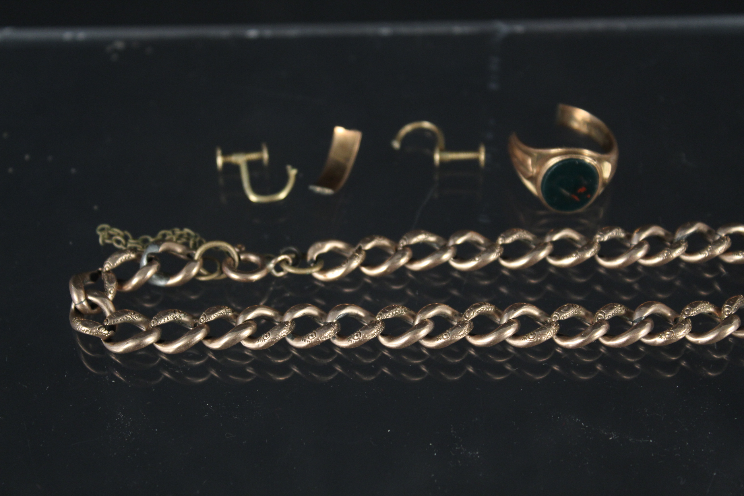 A mixed lot of jewellery including 15ct gold bloodstone set signet ring (as found), - Image 3 of 3