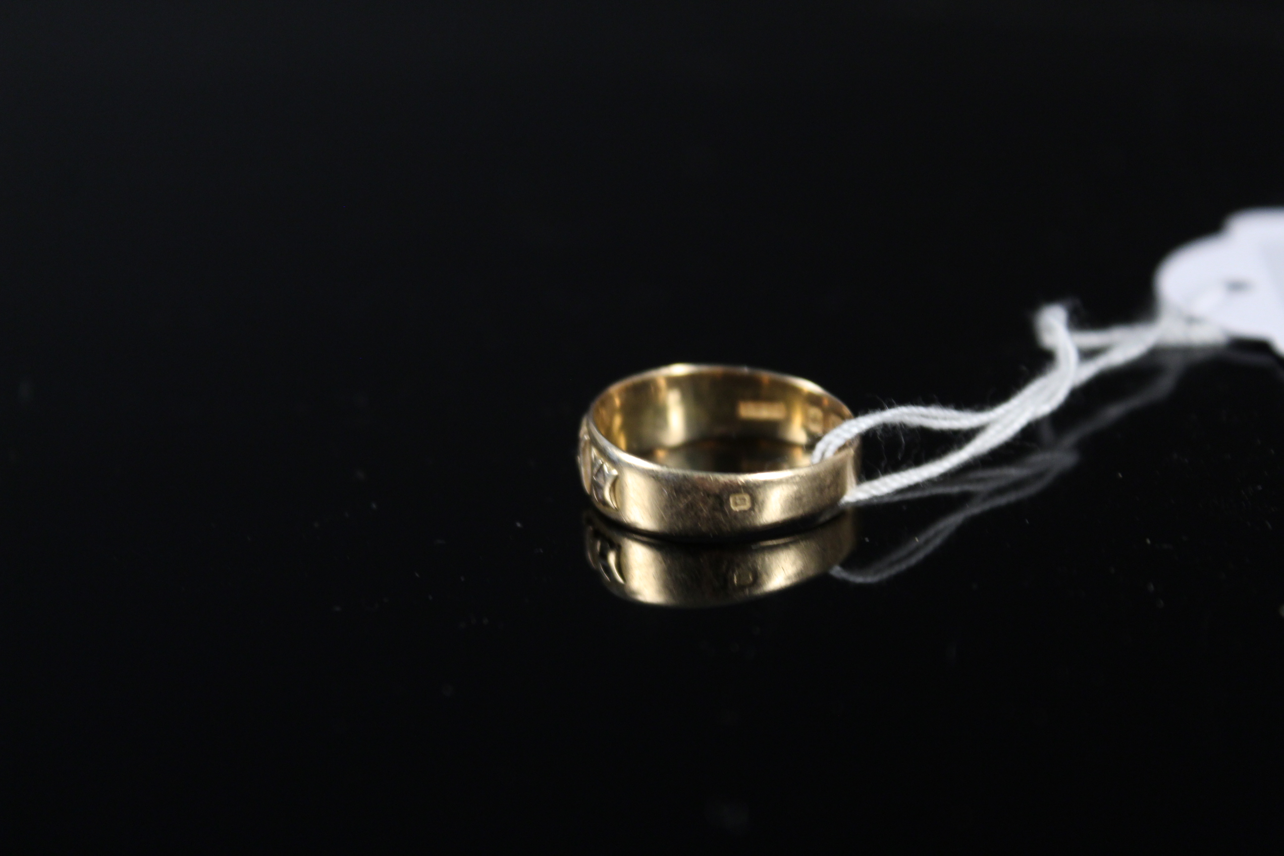 An 18ct gold mizpah ring, size N, weight approx 2. - Image 3 of 3