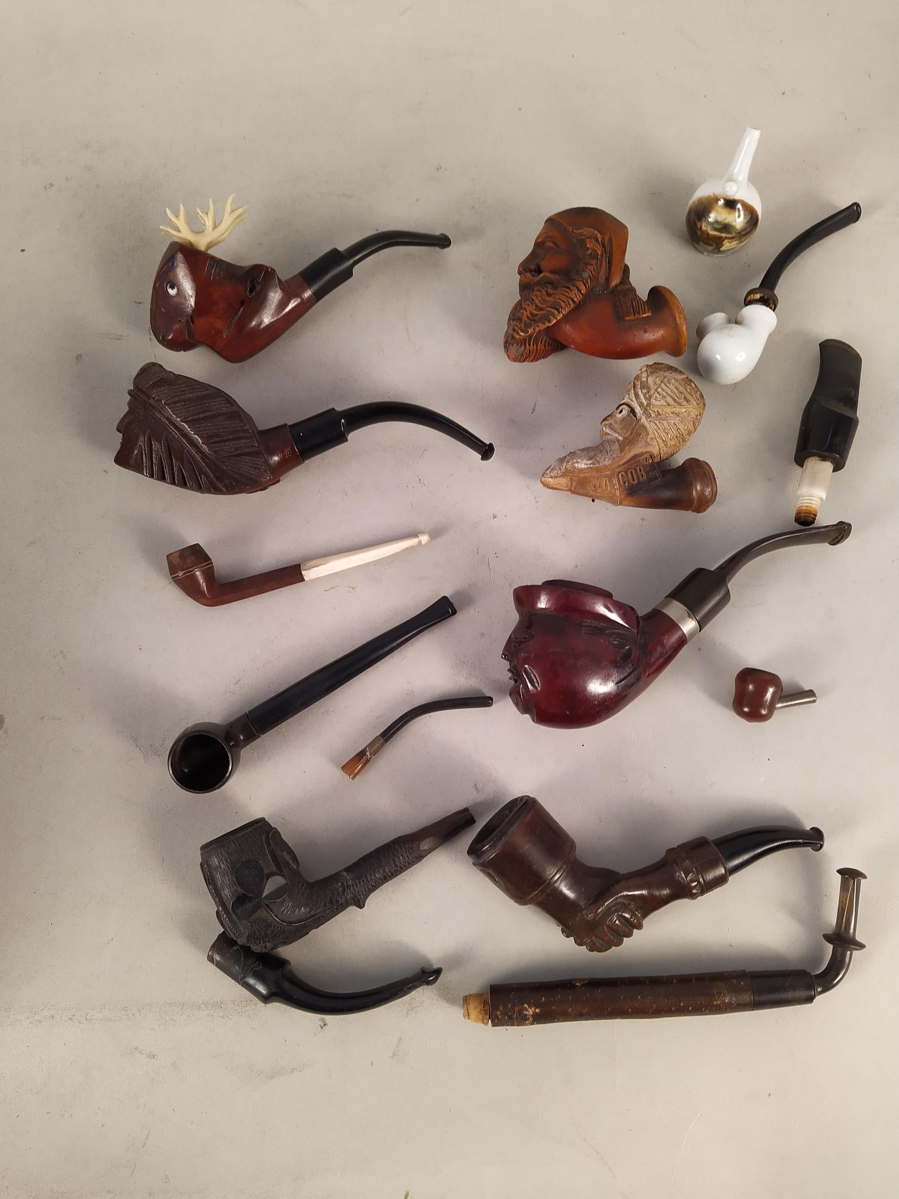 A selection of approx fifteen assorted vintage pipes - Image 2 of 3