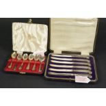 A cased set of six Viners silver teaspoons, hallmarked Sheffield 1966,