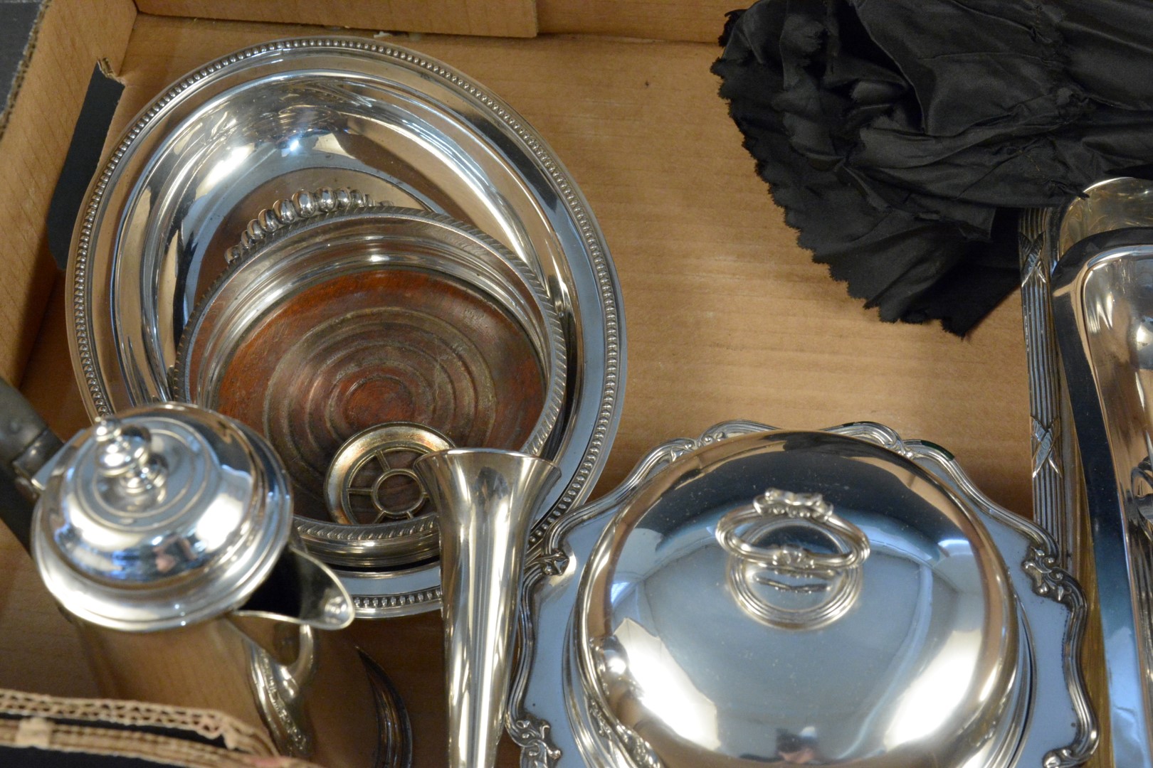 A mixed lot of silver plated items including coaster, - Image 3 of 3