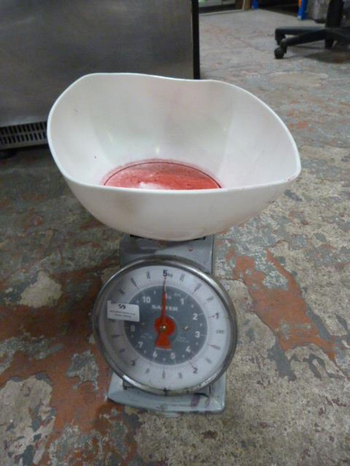 *Set of Salter Kitchen Scales to weigh 5kg
