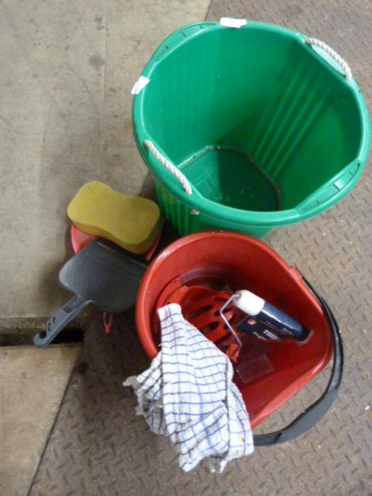 Mop Bucket & Cleaning Tools