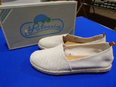 *Vulcarini Size: 37 Platter Shoes