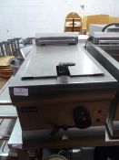 * Lincat counter top single fryer with basket