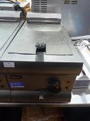 * Lincat counter top single fryer with basket