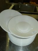 * plates with deep lip 24o diameter - approx 15