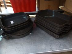 * 14 x cast iron pots and dishes - various sizes