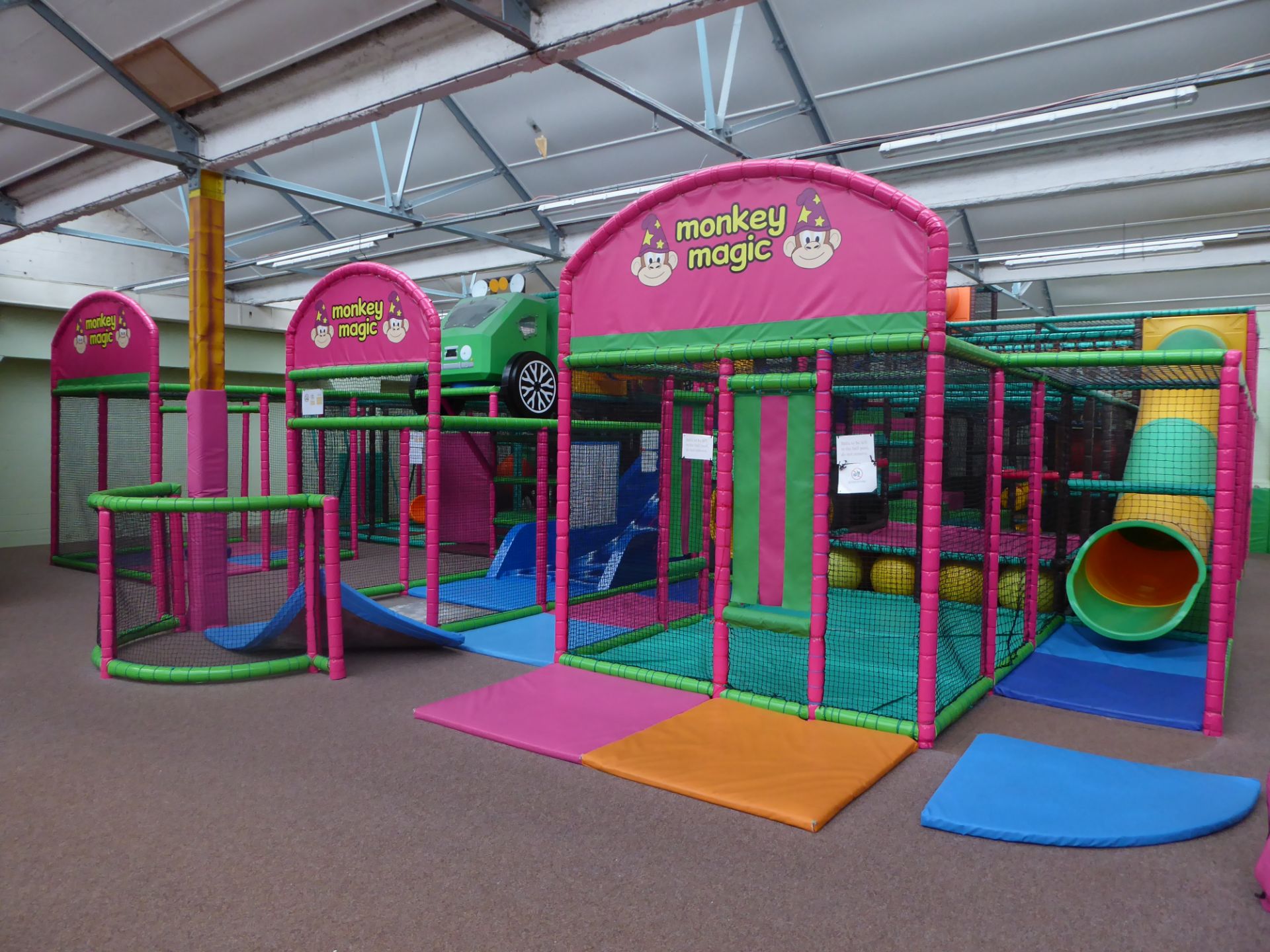 *Monkey Magic playzone - large kids soft play construction.  12000w x 1200d x 4000h (approx) multi - Image 9 of 10