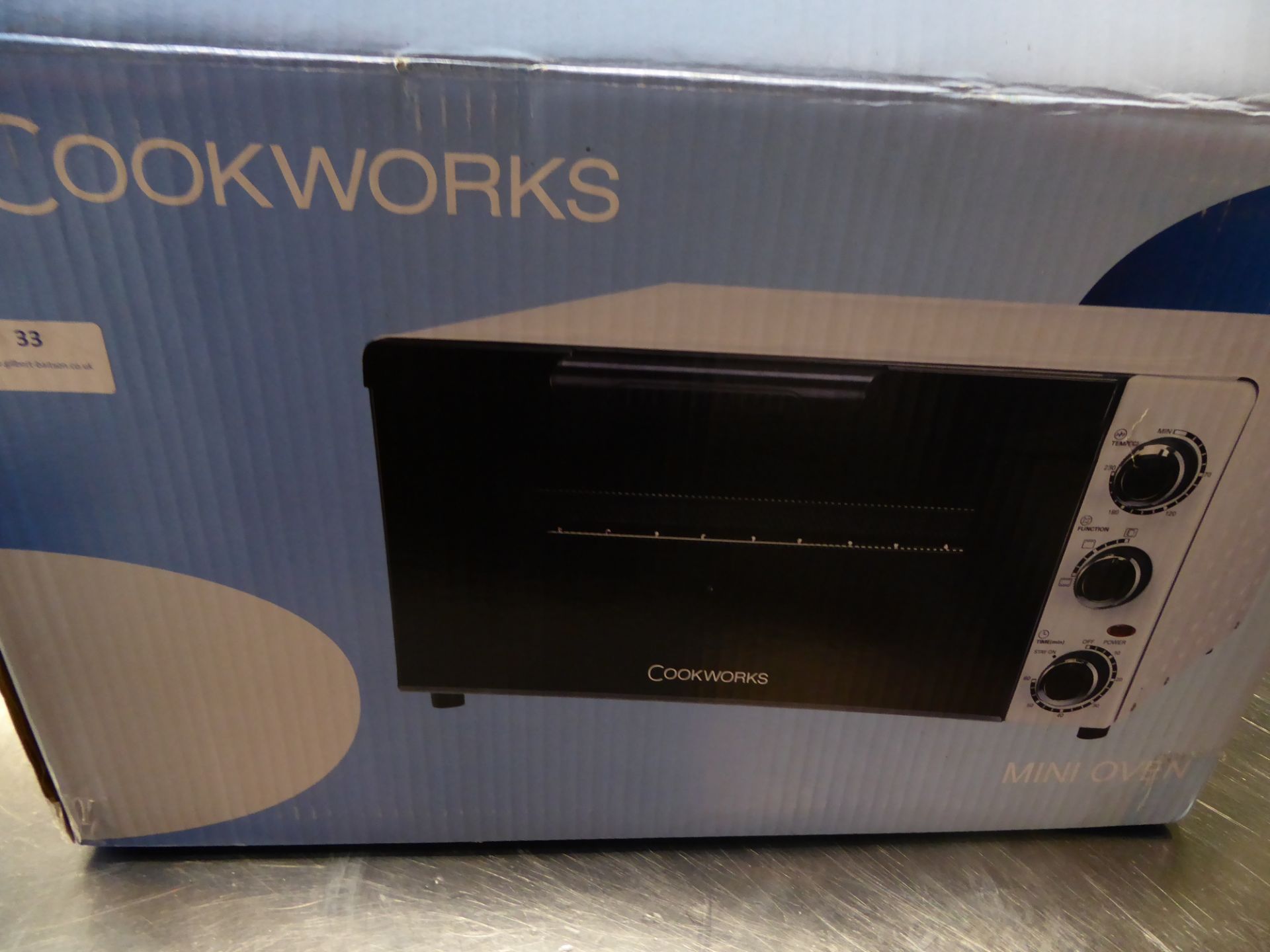 *cookworks mini oven - 18L capacity, 60 minute timer, adjustable temp 70-230