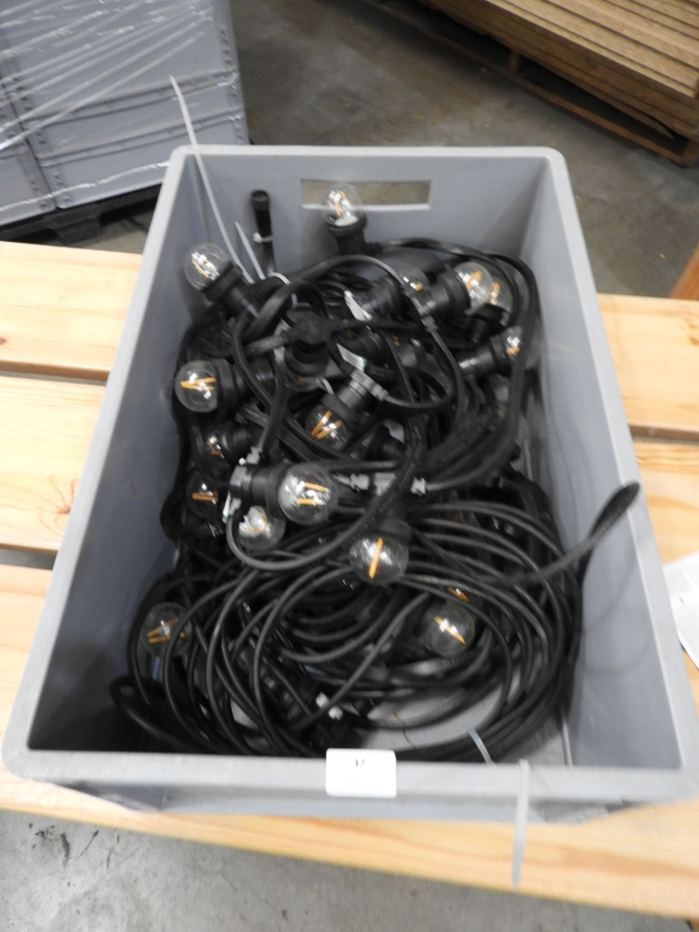 *Two Lengths of LED Festoon Lighting with Power Supply Cable