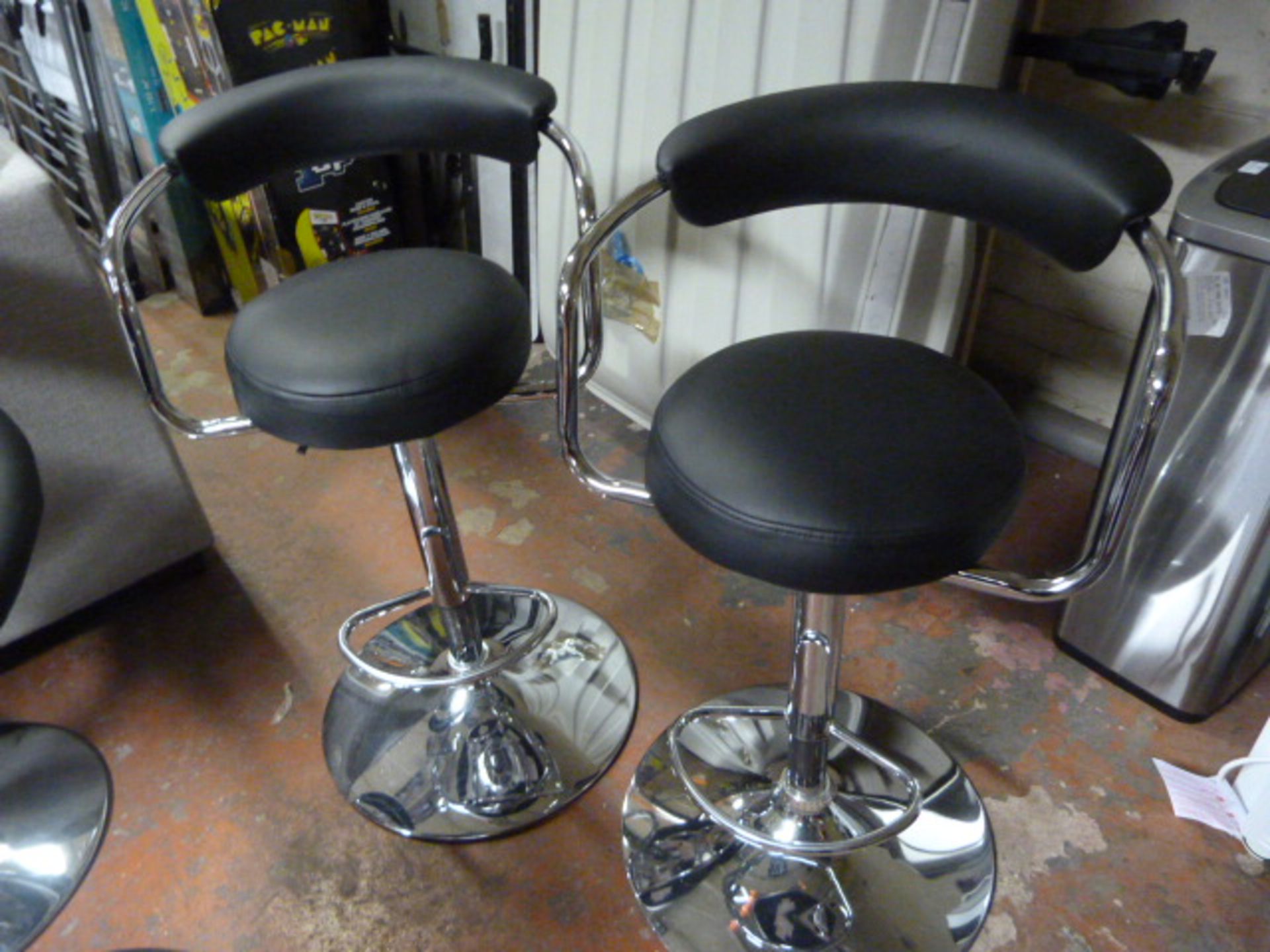 *Black Gas Lift Bar Stool 2pk