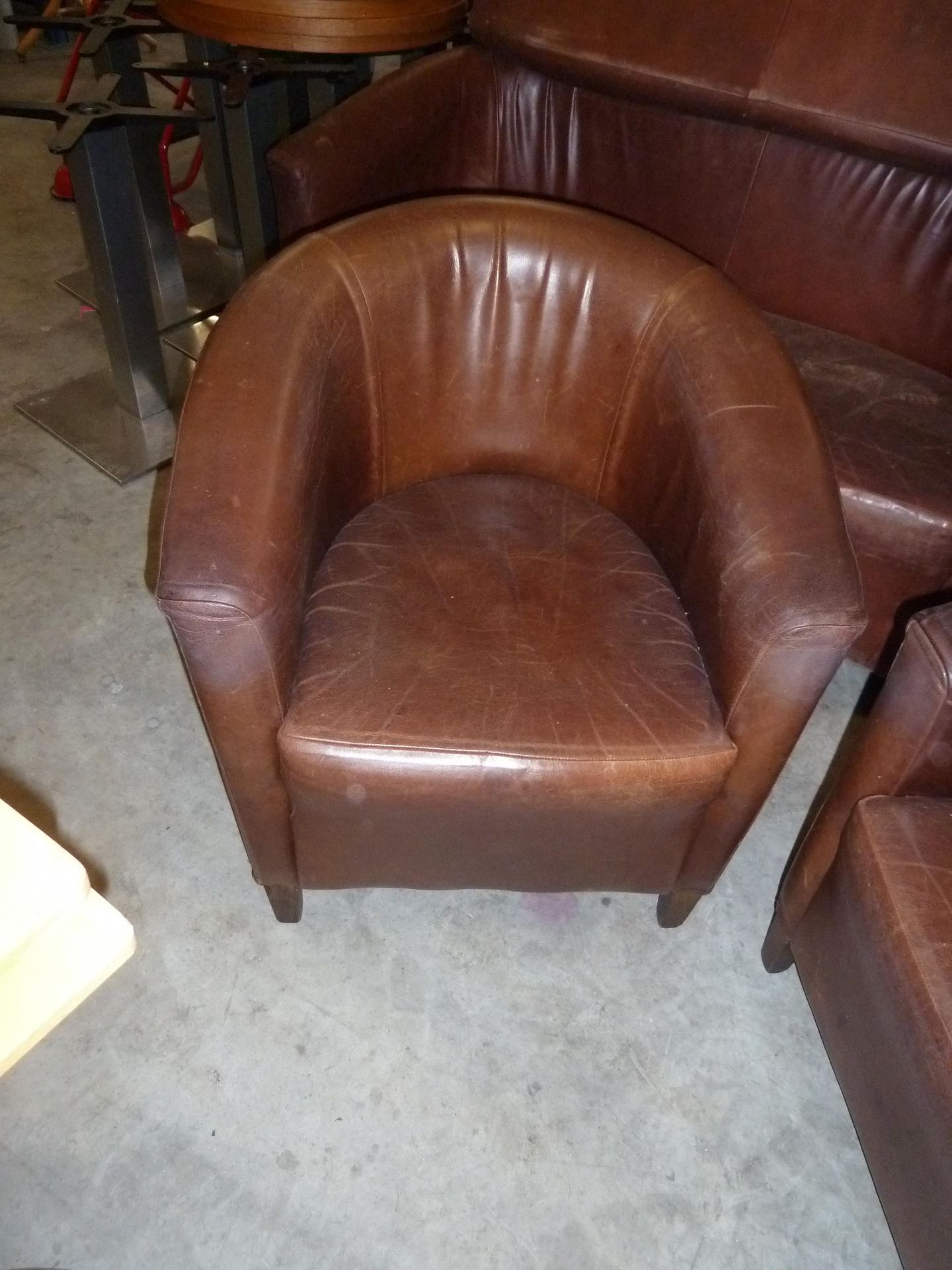* 4 x leather tubs chairs with lovely patina - Image 2 of 2