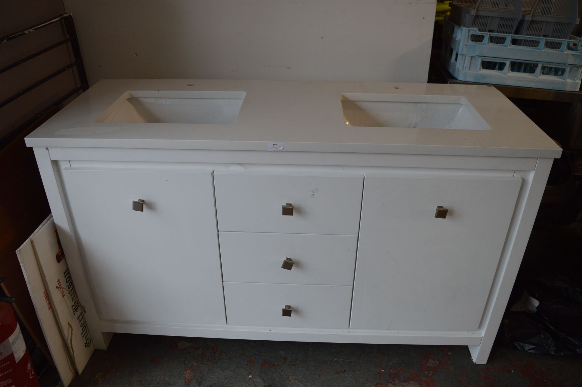 *Double Sink Vanity Unit with Two Cupboards and Th