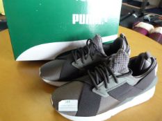 *Puma Charcoal/Silver Grey Shoes Size: 5