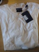 *Gant Size: M White Tops 2pk