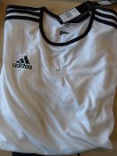 *Adidas Size: L Black & White Short Top