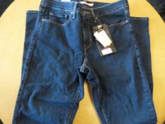 *Levi's Ladies Skinny Jeans Size: 30