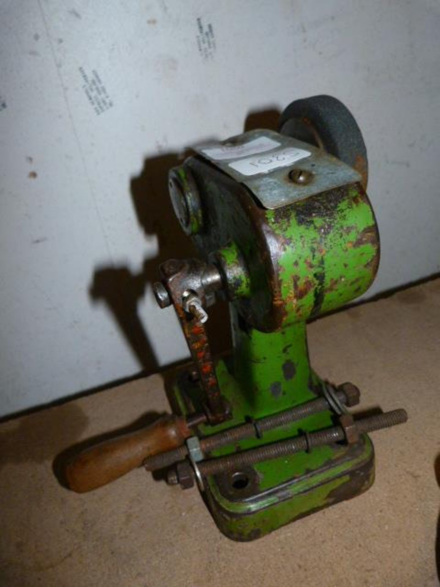 Bench Hand Grinder