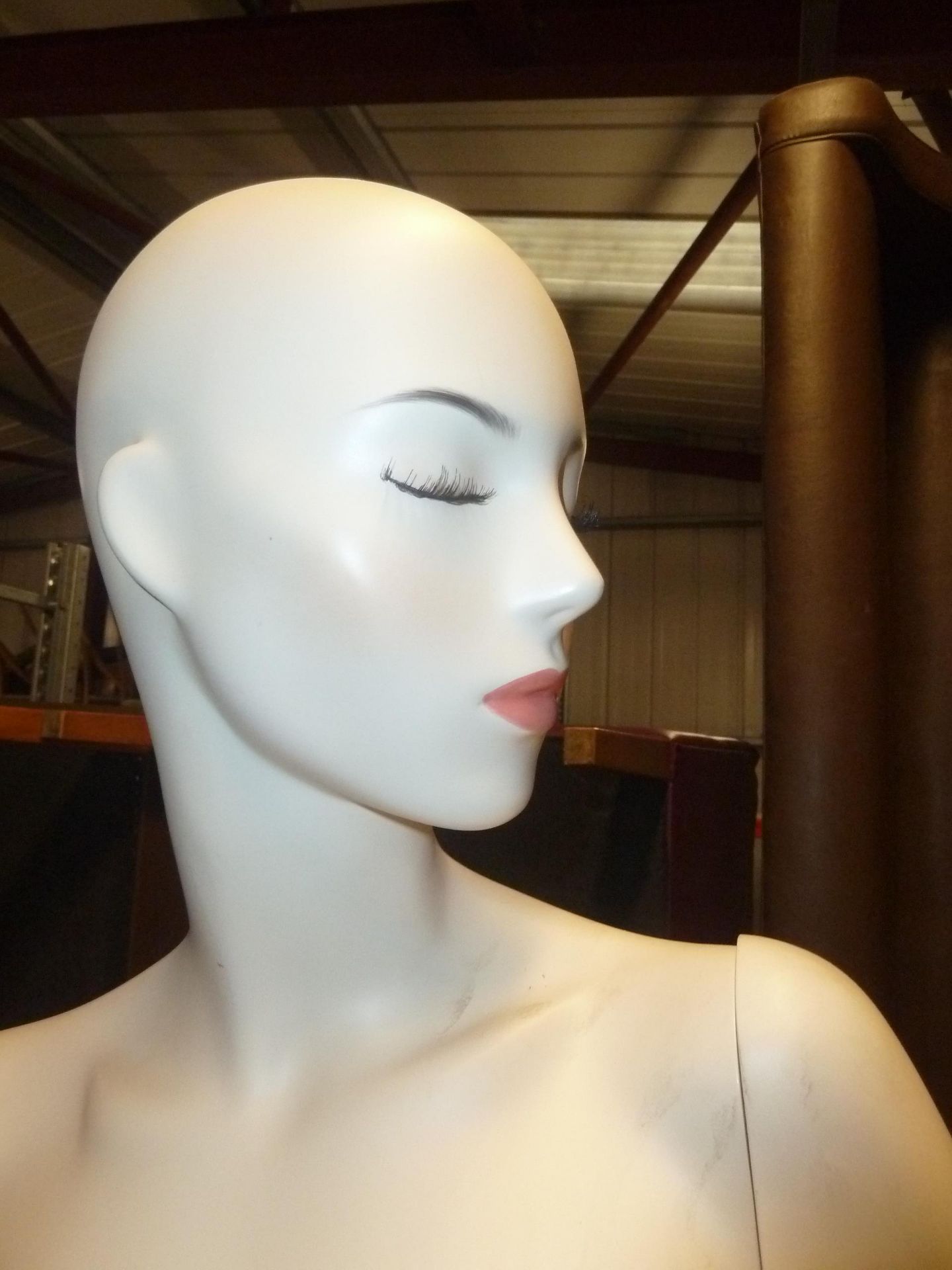 * female mannequin with glass base - nice features - Image 2 of 2