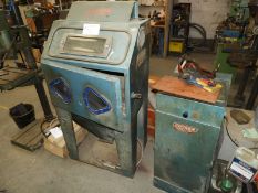 *Guyson Shot Blasting Cabinet, Model: Super4, Serial No: 46553 with Associated Spare Parts