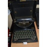 Remington Home Portable Typewriter in Original Carry Case - Made in England