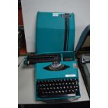 Smith Corona GT Portable Typewriter