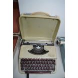 Olympia Splendid 66 Manual Typewriter