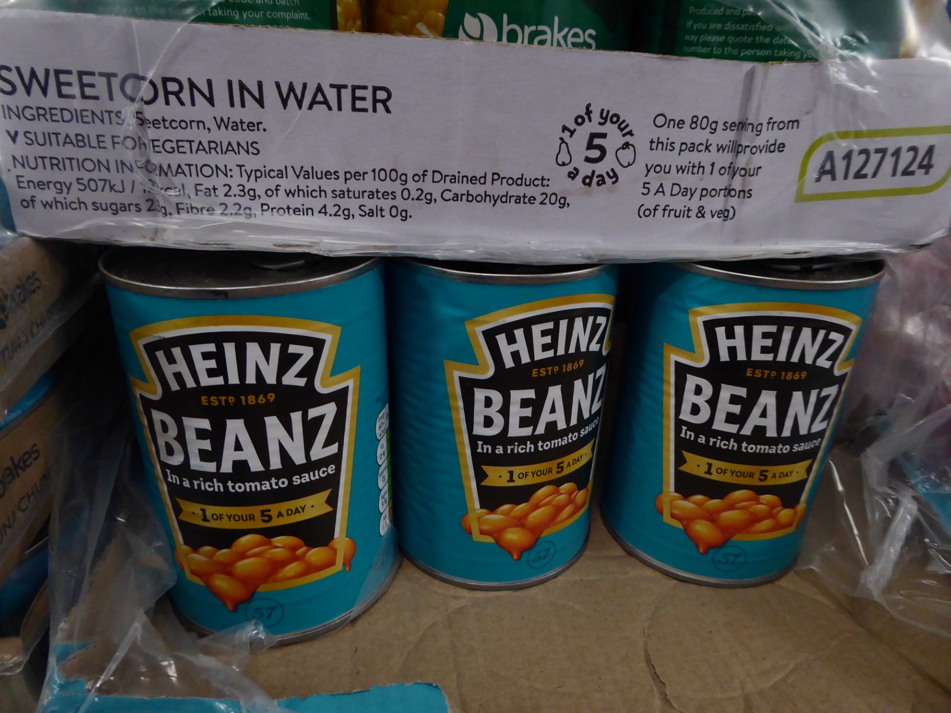 *large selection of tinned goods - 30 x 185g tuna, 16 x 415g Heinz baked beans, 12 x 340g sweetcorn, - Image 4 of 5