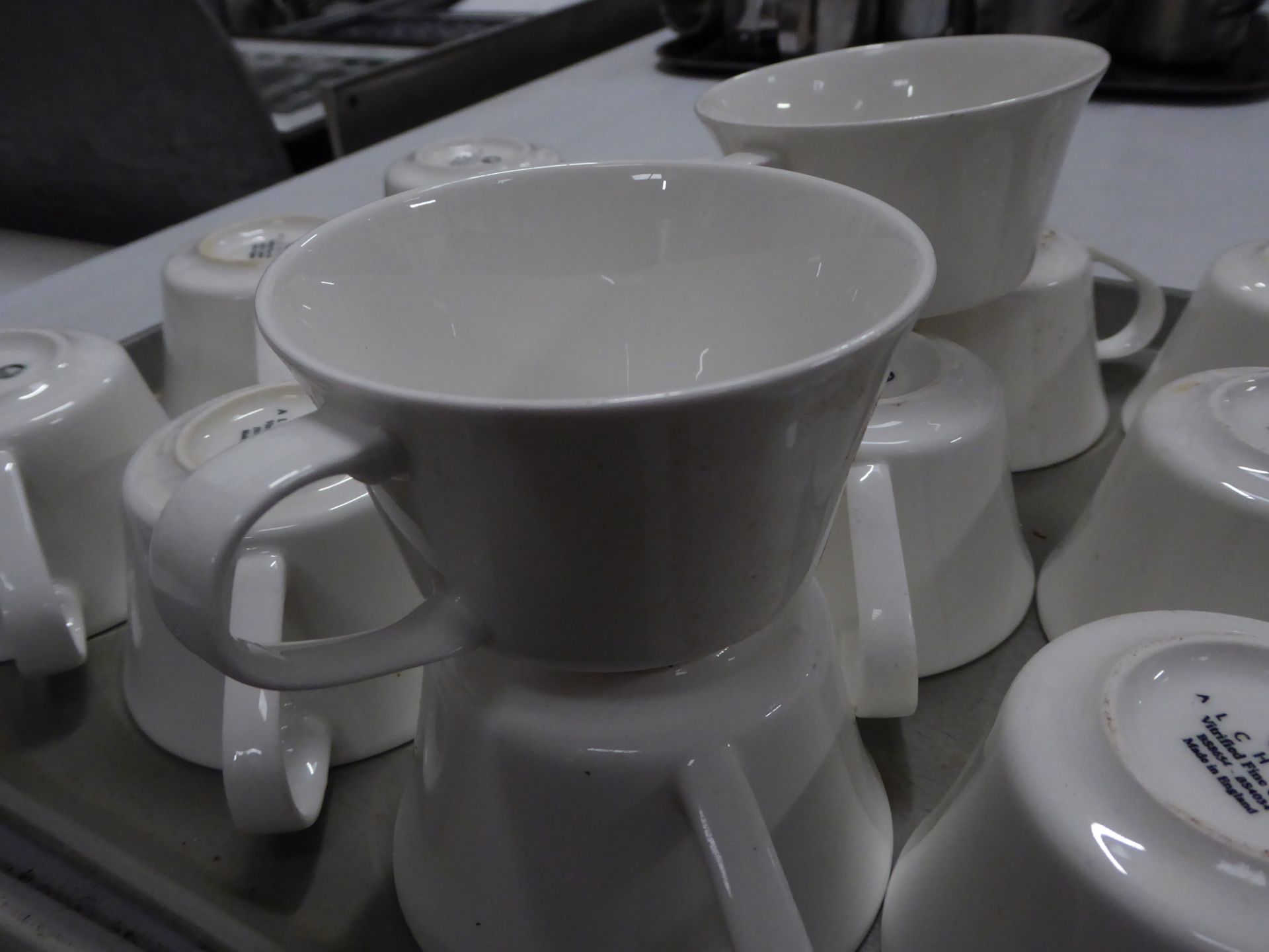 *14 x white coffee cups