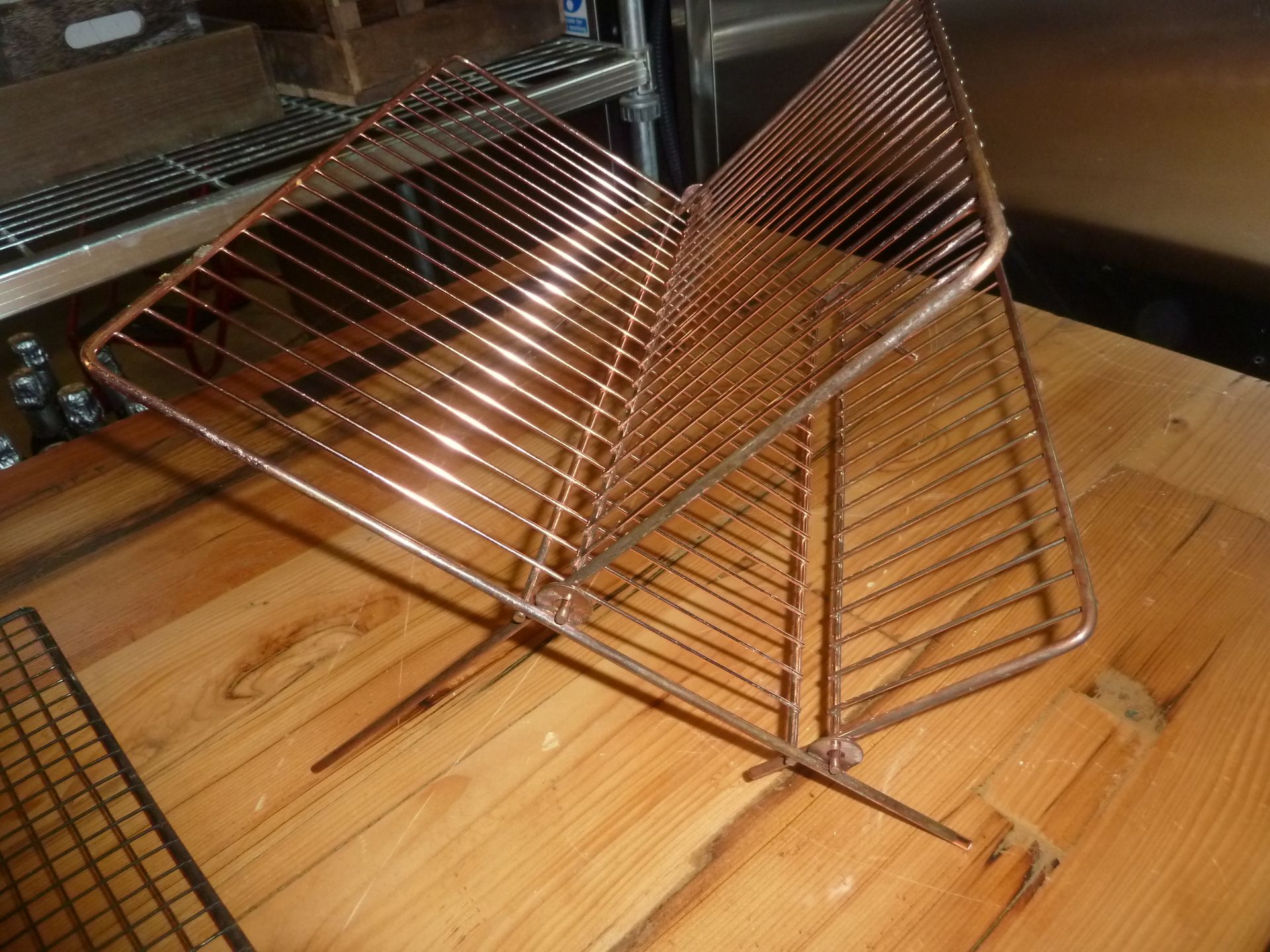 * 2 x cooling racks and 1 x drying rack - Image 2 of 3