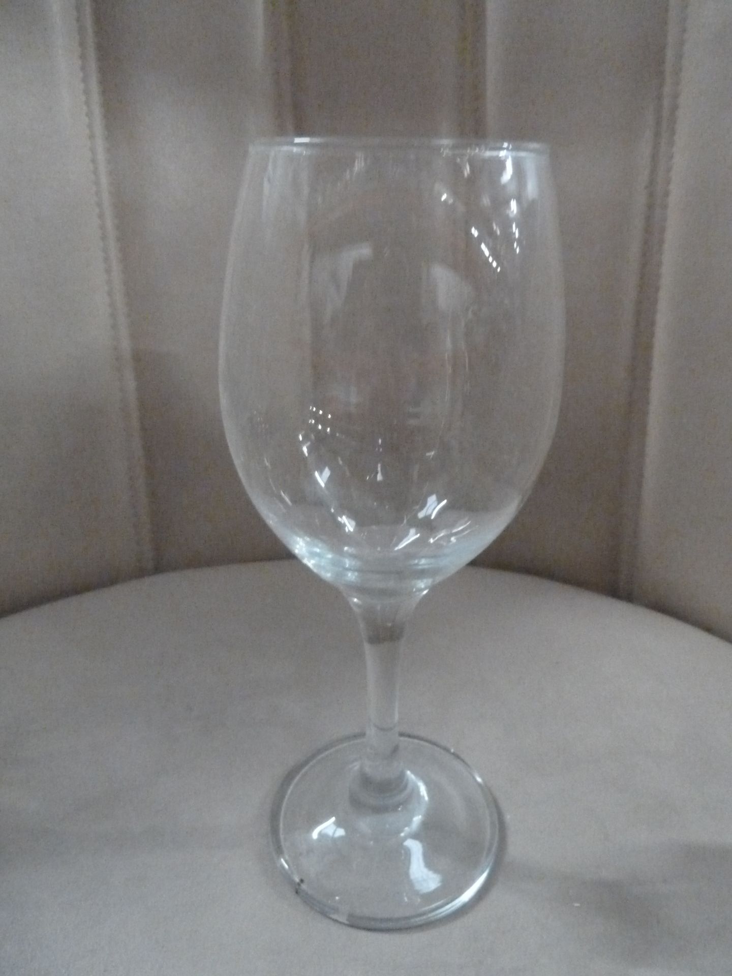 *18 x wine glasses - Image 3 of 3