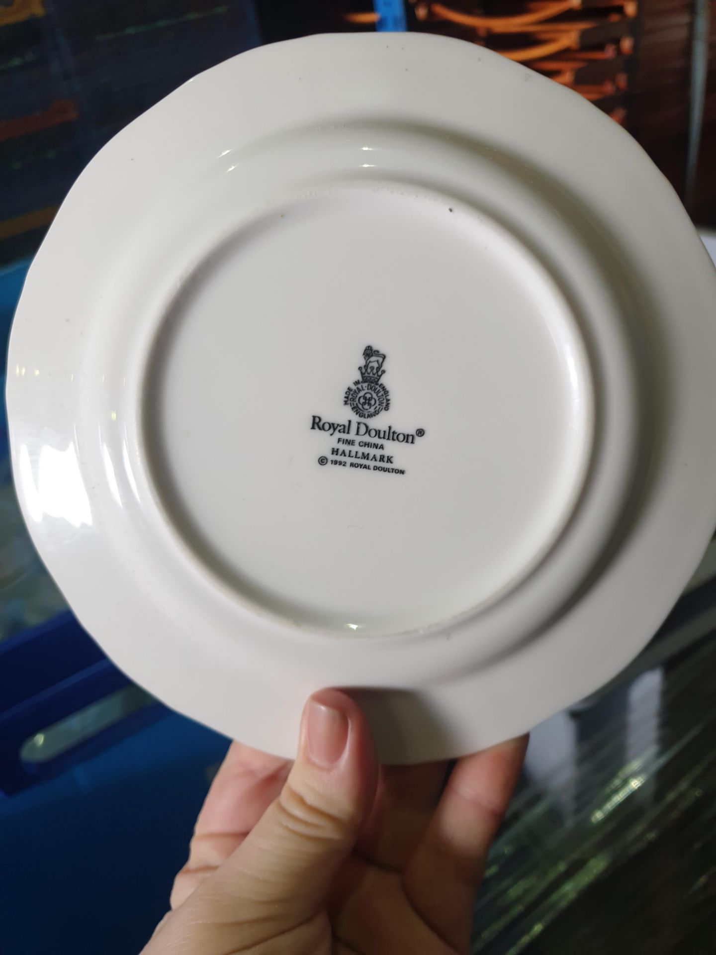 * 6inch Round Plate Royal Doulton - Image 2 of 2