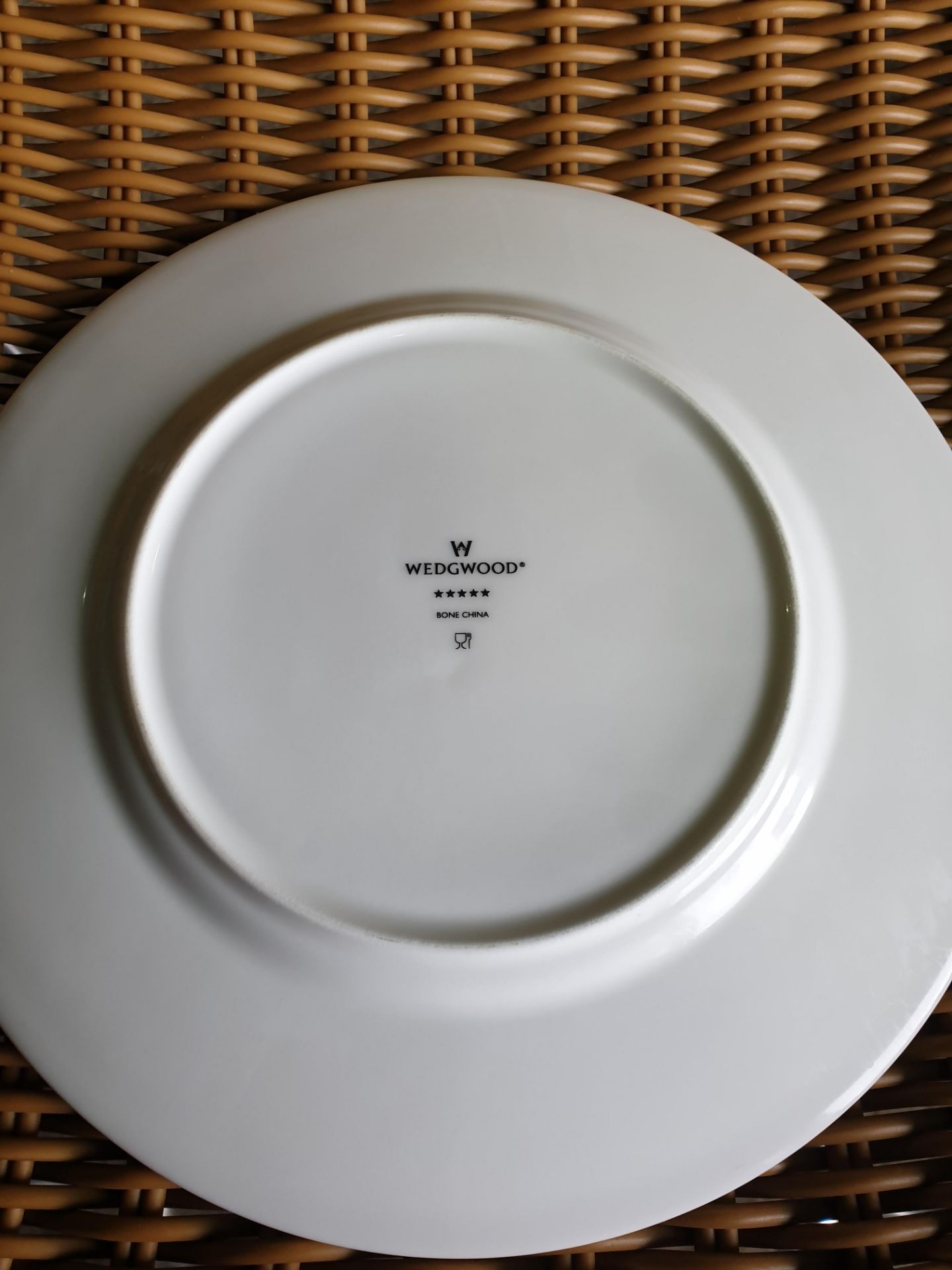 * 8inch Wedgewood Plate - Image 2 of 2