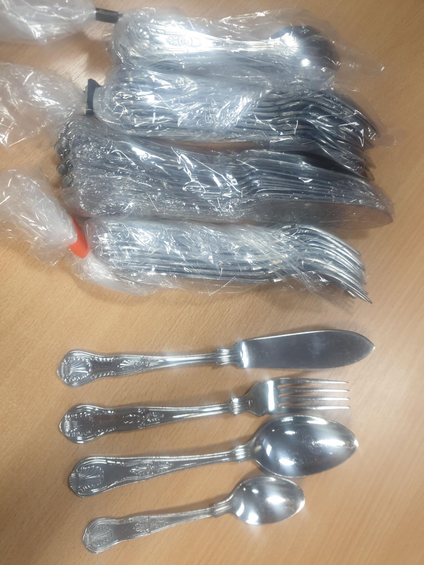 * Kings Cutlery Set