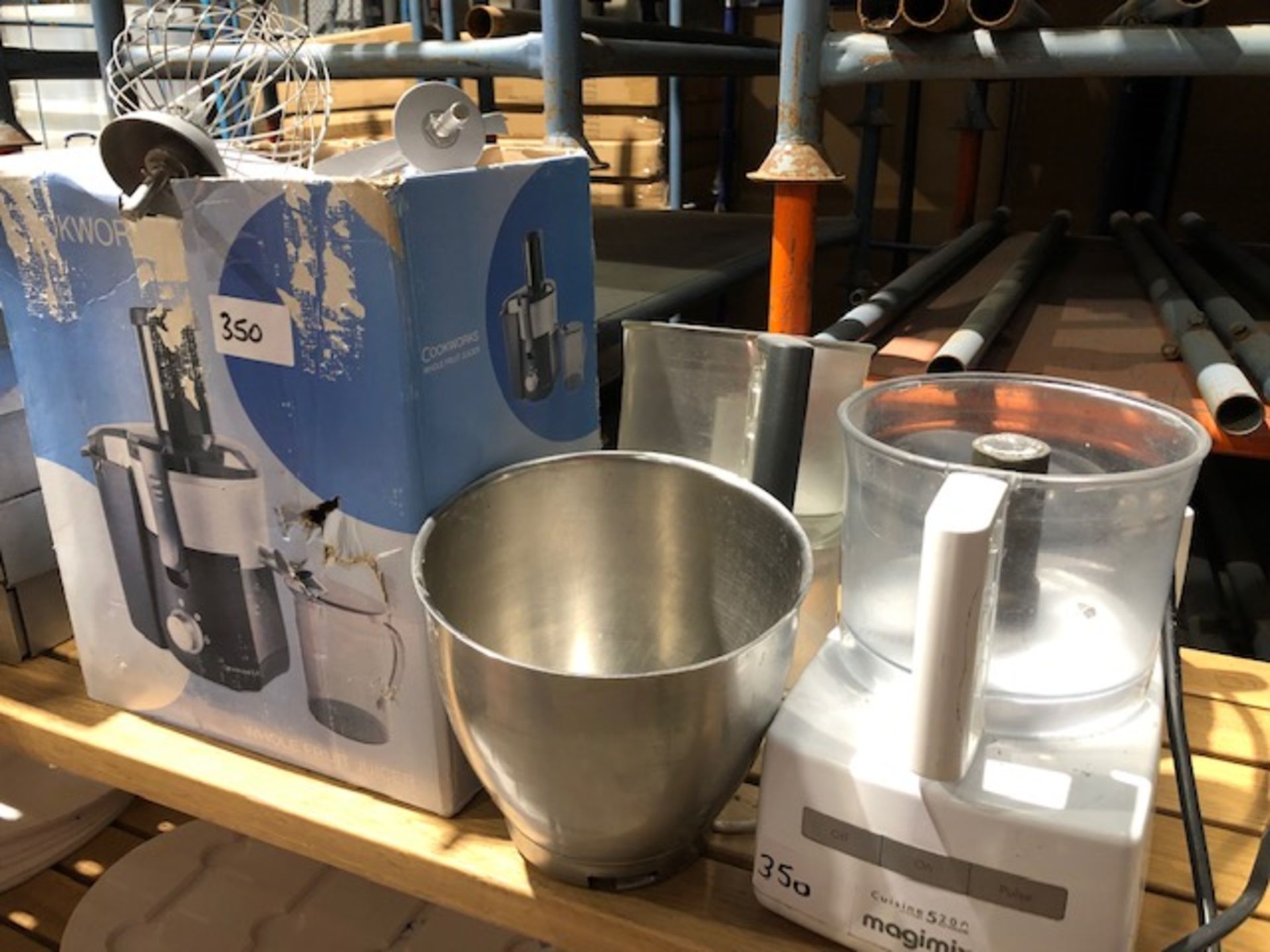 * Magimix blender cookworks juicer and mixer utensils Located at Grantham, NG32 2AG