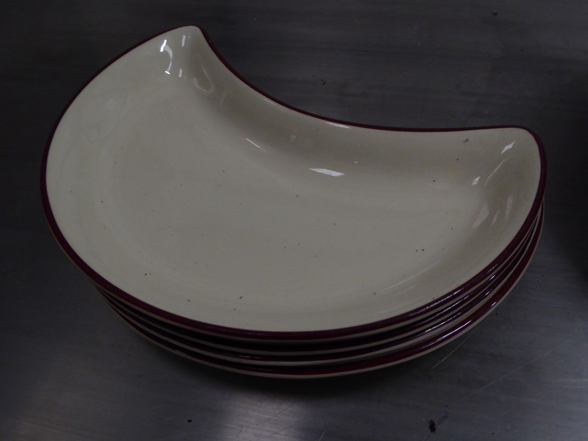 *12+ assorted plates - Image 2 of 4