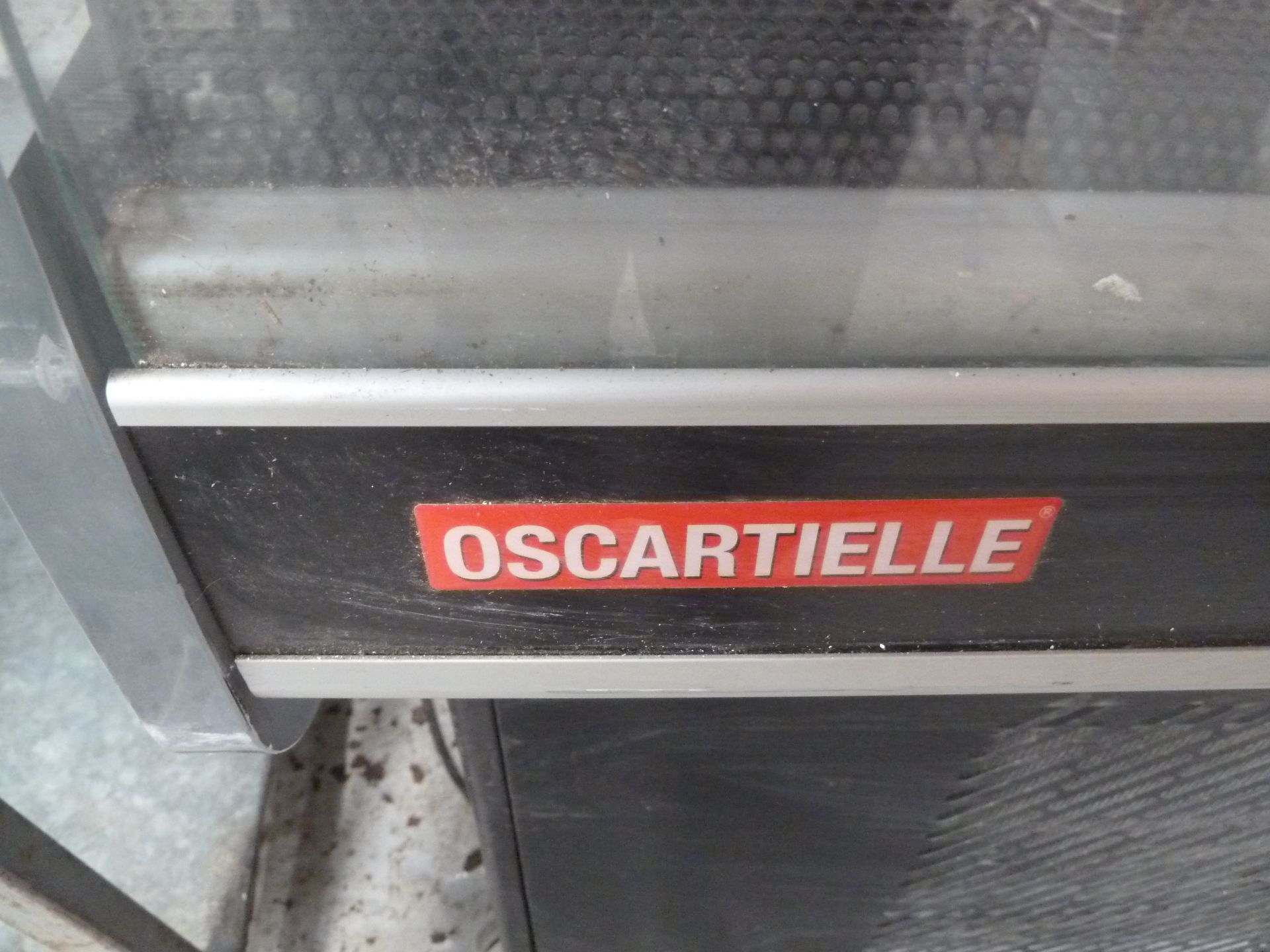 * Oscartielle - refridgerated display well. 800w x 700d x 1000h - Image 3 of 5