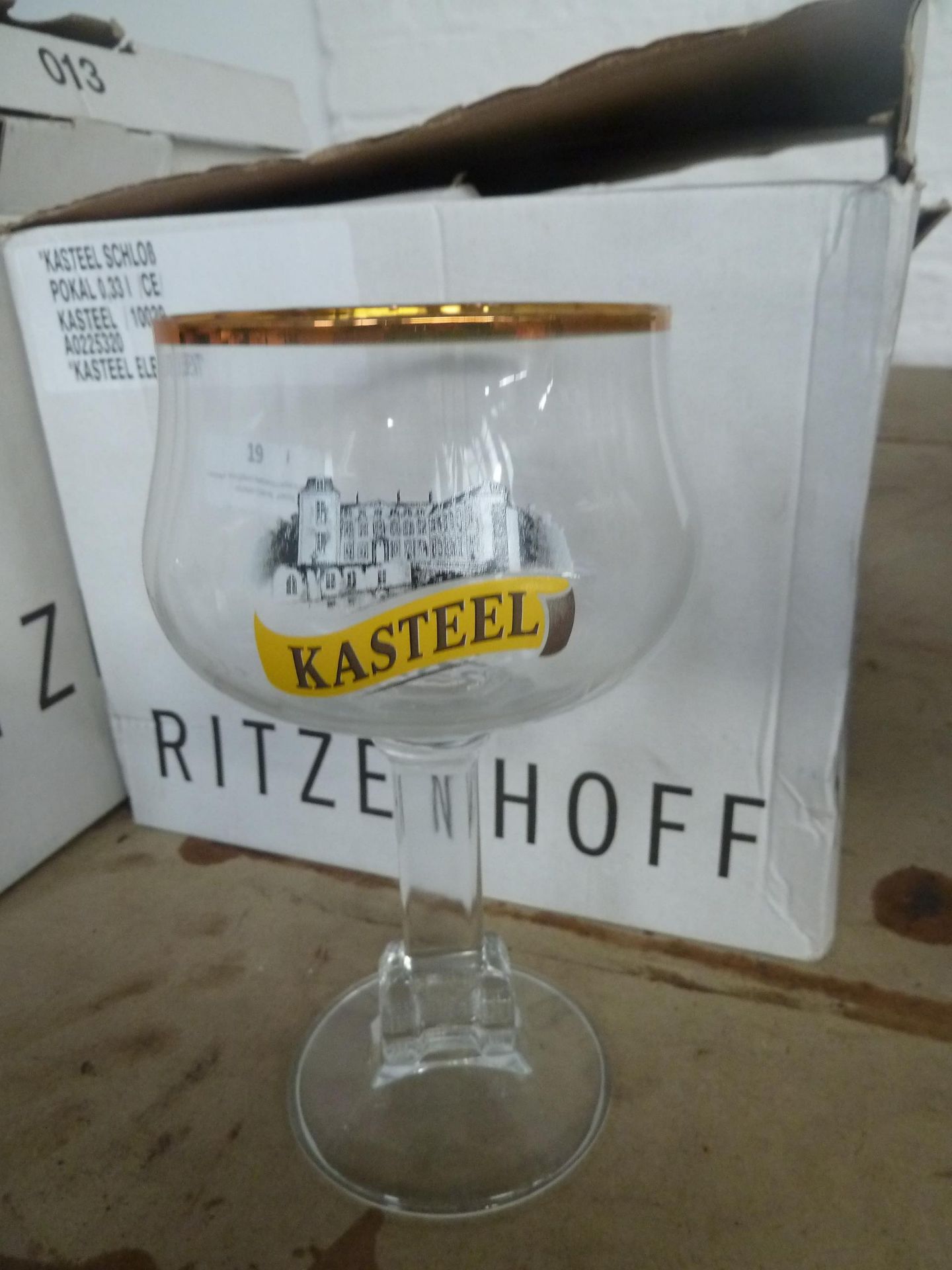 * 6 x Kasteel glasses 33cl