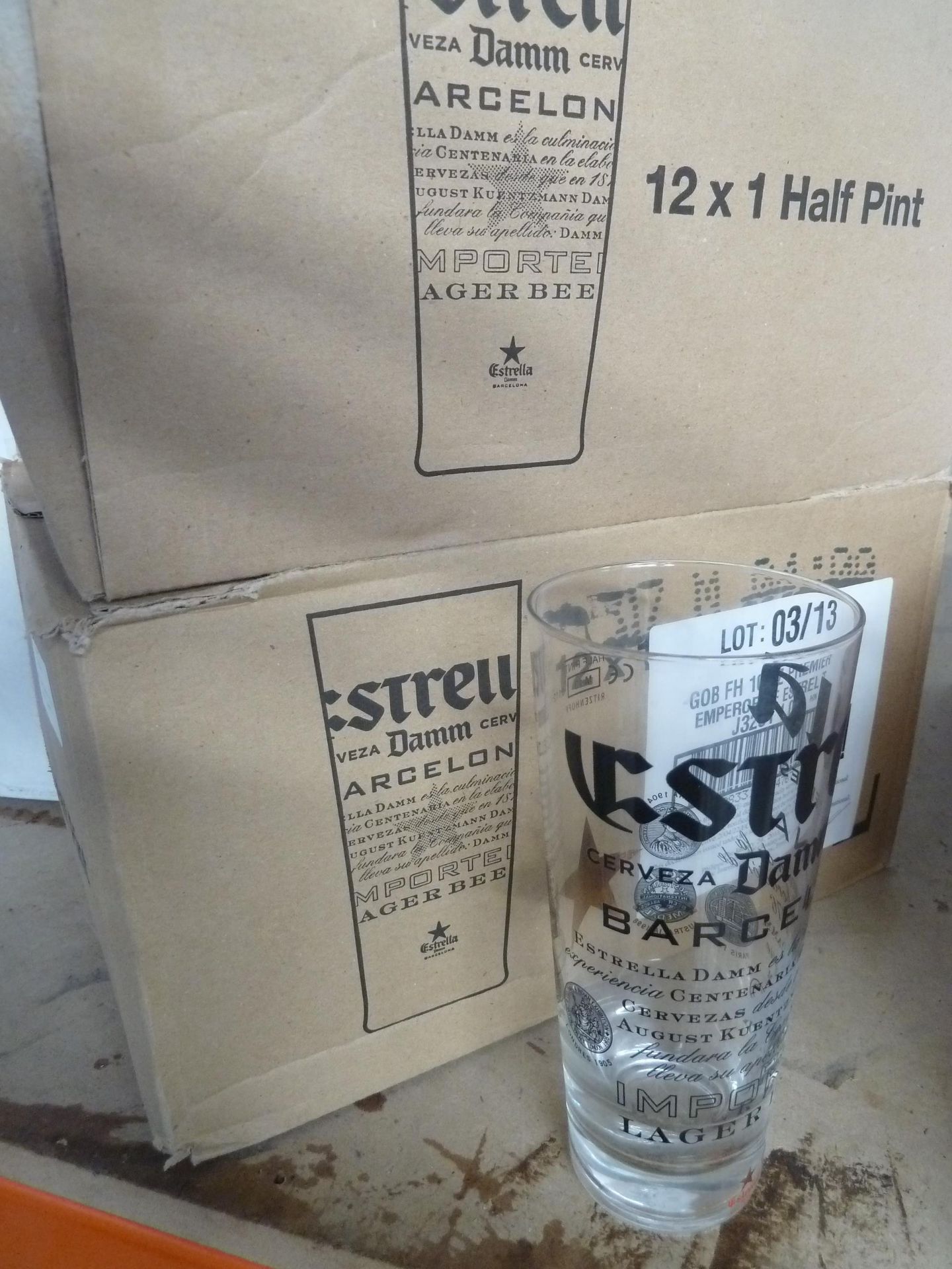 * 12 x Estrella 1/2 pint glasses - Image 3 of 3