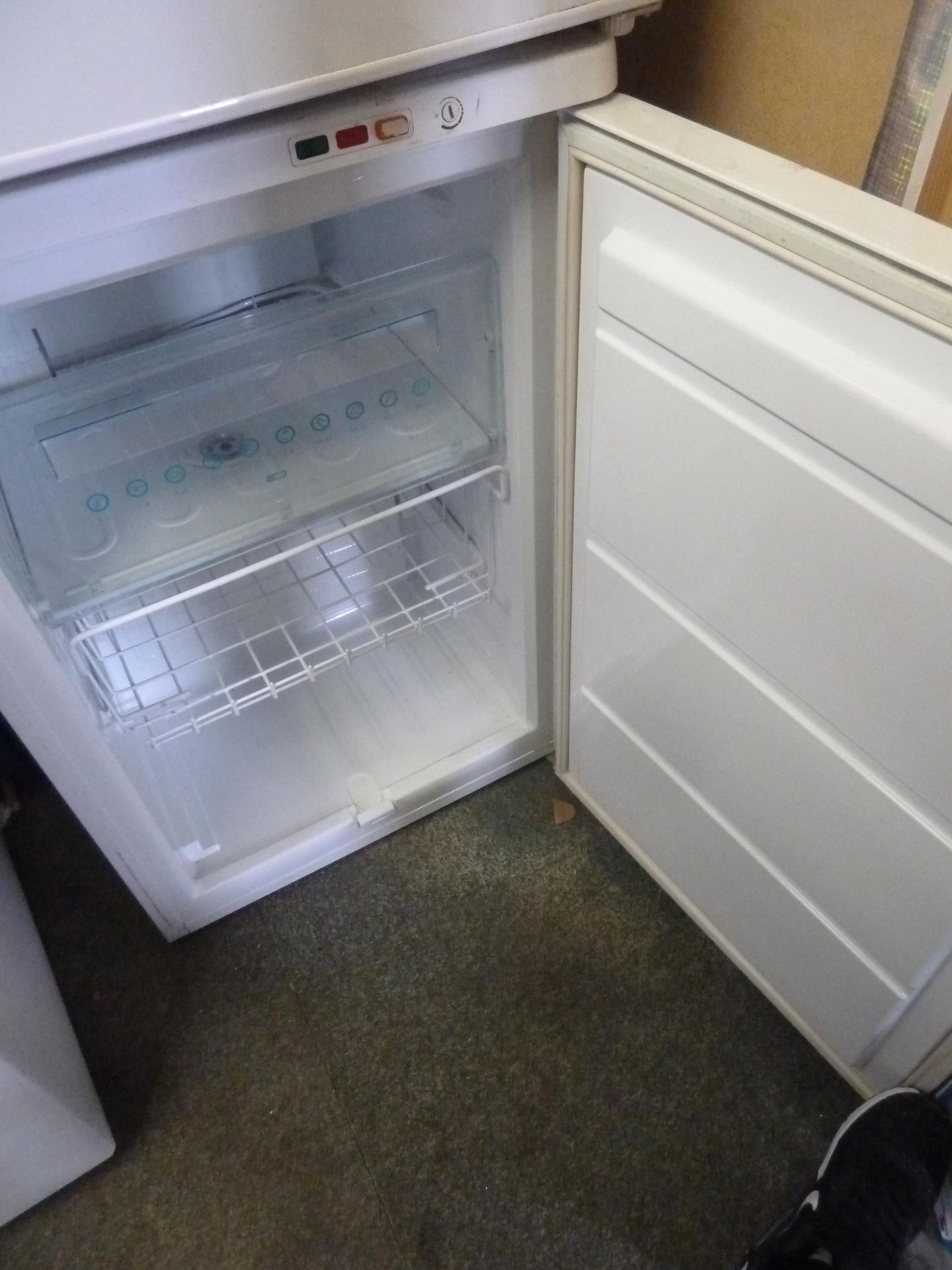 *Zanussi under counter domestic freezer - Image 3 of 4