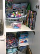 *party selection - glow sticks, party blowers, toys, party hats 400+ items