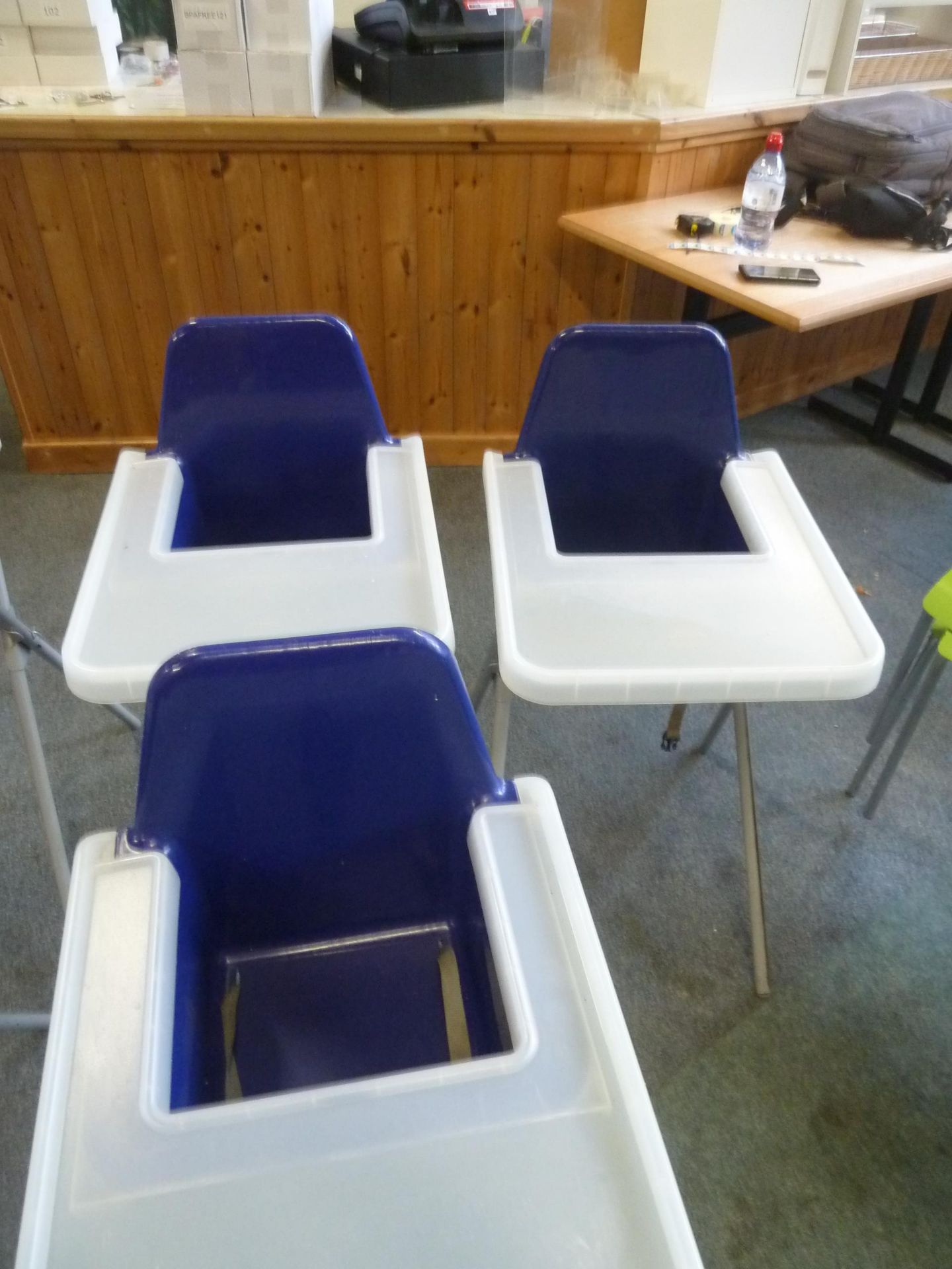 *3 x high chairs - plastic seat and tray with metal x-frame legs - Image 2 of 3